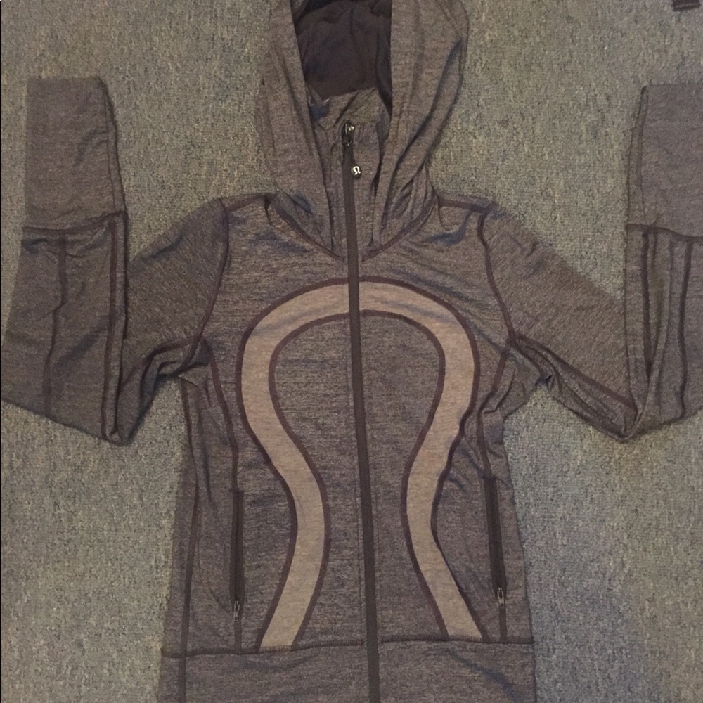 Lululemon Stride Jacket Circa 2011 in Sz 2